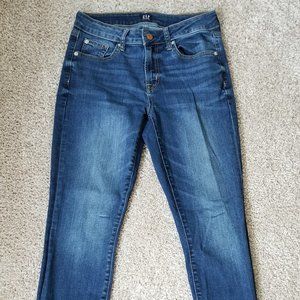 Gap Curvy True Skinny Jeans